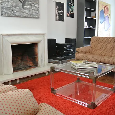Gasthof Alcobaca Hostel *