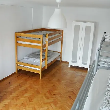 Alcobaca Hostel Gasthof *